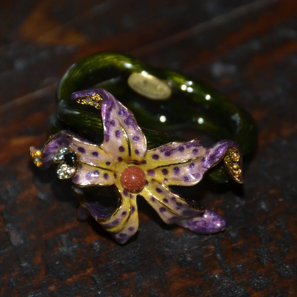 RARE LUXURY JAY STRONGWATER LILY FLOWER FLORAL CRYSTAL ENAMEL NAPKIN RING HOLDER
